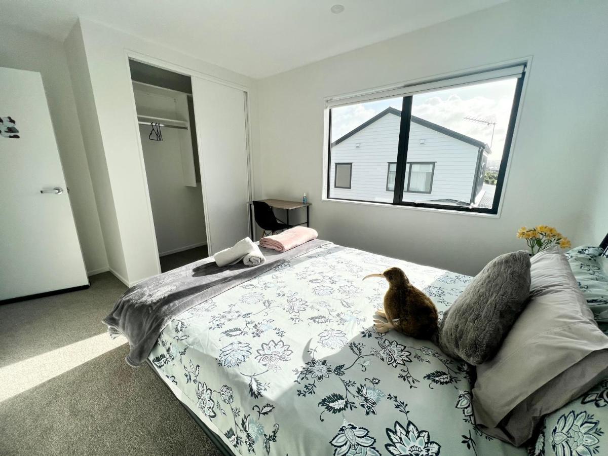 A&J Queen Bedroom-Quiet And Brand New With Reserve View Auckland Luaran gambar