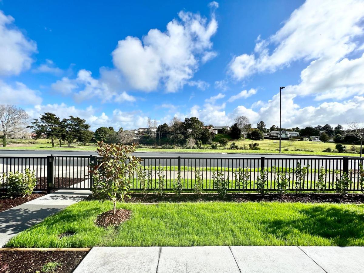 A&J Queen Bedroom-Quiet And Brand New With Reserve View Auckland Luaran gambar